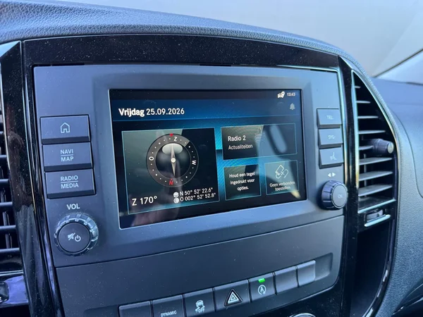 Mercedes-Benz Vito (2022) — foto 5 van 21