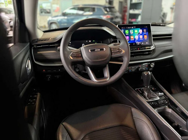 Jeep Compass (2022) — foto 18 van 19