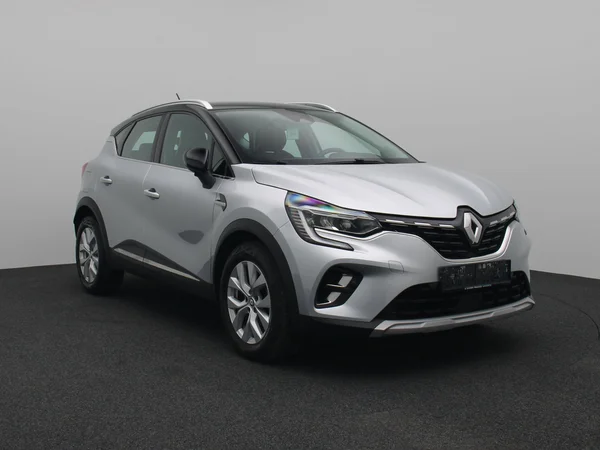 RENAULT Captur (2022) — foto 9 van 16