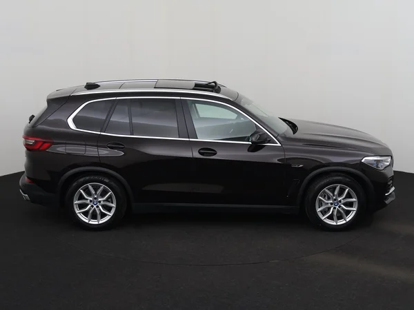 BMW X5 (2022) — foto 29 van 33