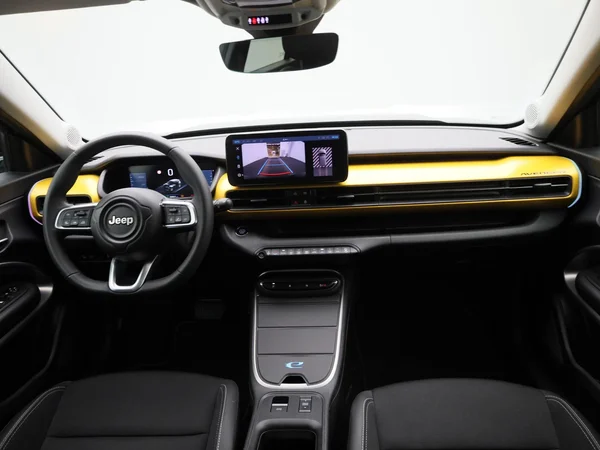 Jeep Avenger (2023) — foto 28 van 39