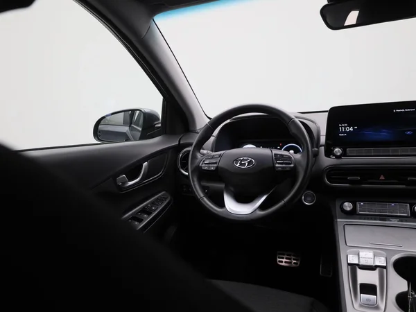 Hyundai Kona (2023) — foto 2 van 34