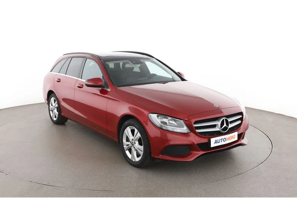 Mercedes-Benz C-Klasse (2018) — foto 14 van 16