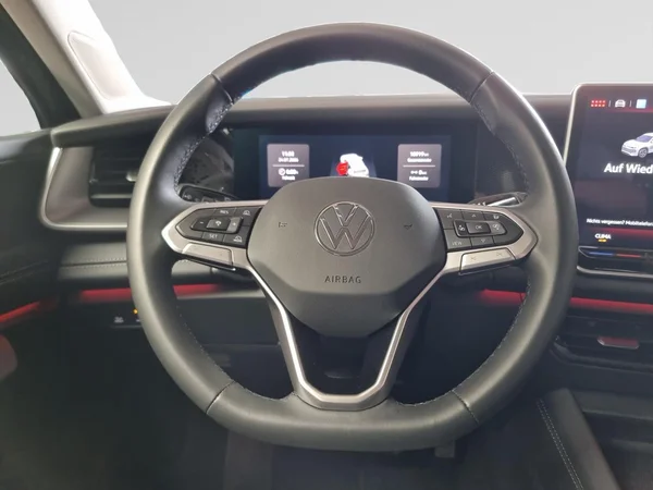 VOLKSWAGEN Tayron (2025) — foto 4 van 23
