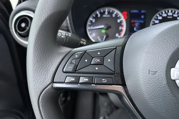 Nissan Juke (2024) — foto 6 van 19