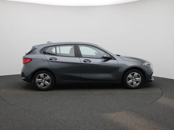 BMW 1 Reeks (2021) — foto 34 van 37