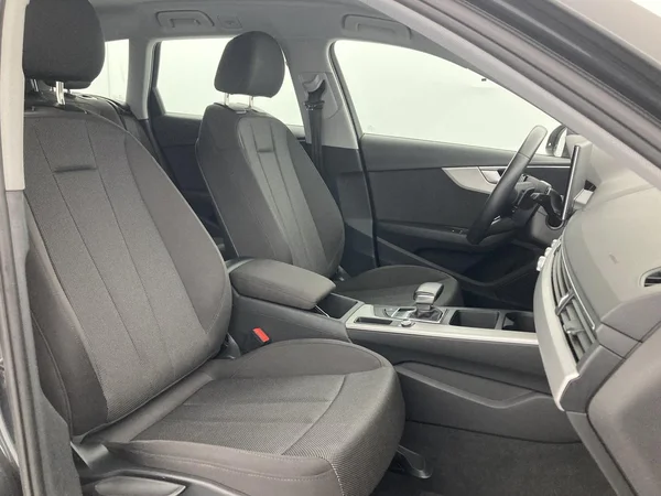 AUDI A4 Avant (2021) — foto 16 van 36