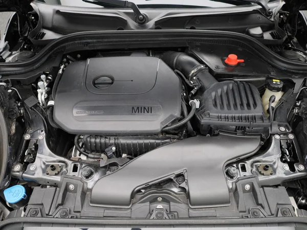 MINI One (2022) — foto 29 van 39