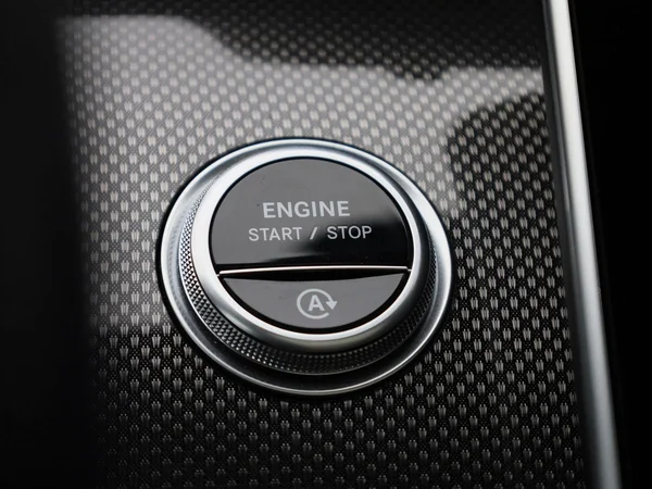 Mercedes-Benz C-Klasse (2022) — foto 11 van 54