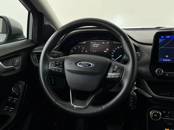 FORD Puma (2021) — foto 14 van 29