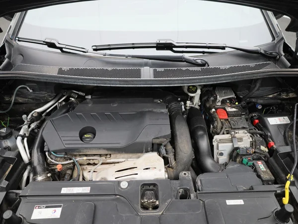 Peugeot 3008 (2020) — foto 40 van 49