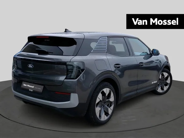 Ford Explorer (2025) — foto 9 van 14