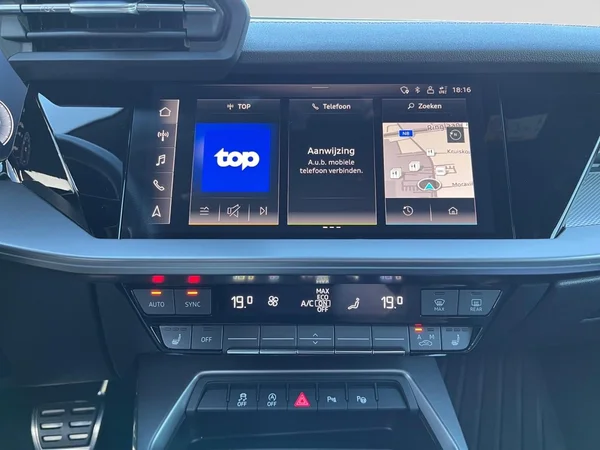 AUDI A3 Sportback (2023) — foto 22 van 22