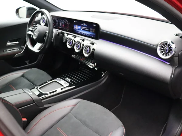 Mercedes-Benz A-Klasse (2023) — foto 22 van 32