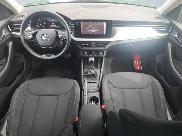 SKODA Kamiq (2022) — foto 4 van 28