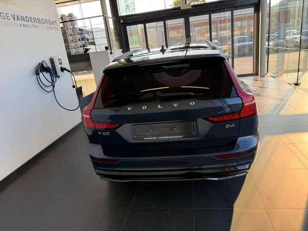 Volvo V60 (2026) — foto 16 van 20
