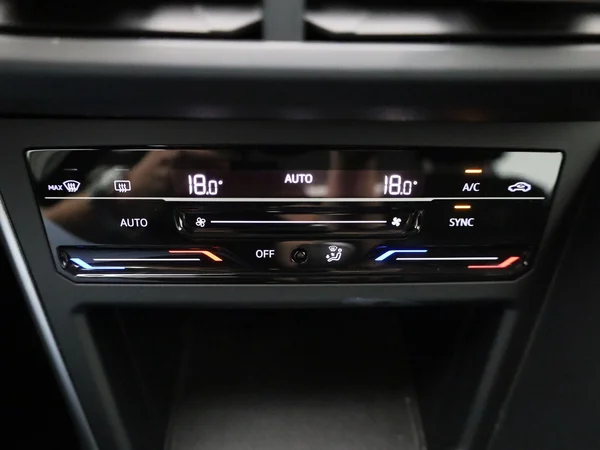 Volkswagen Taigo (2023) — foto 13 van 38