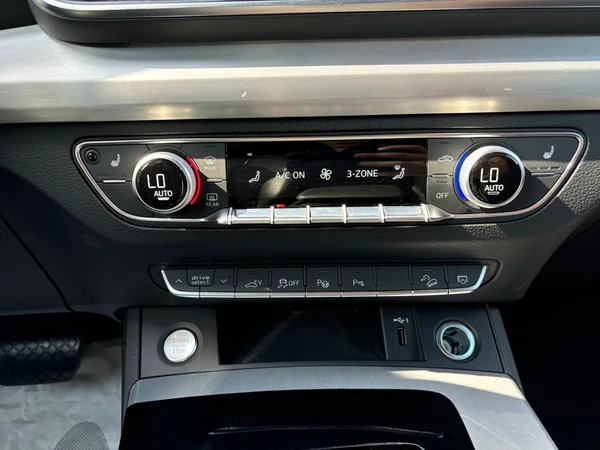 AUDI Q5 PHEV (2021) — foto 5 van 14