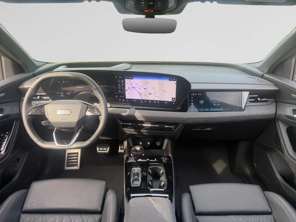 AUDI Q6 e-tron (2025) — foto 13 van 19