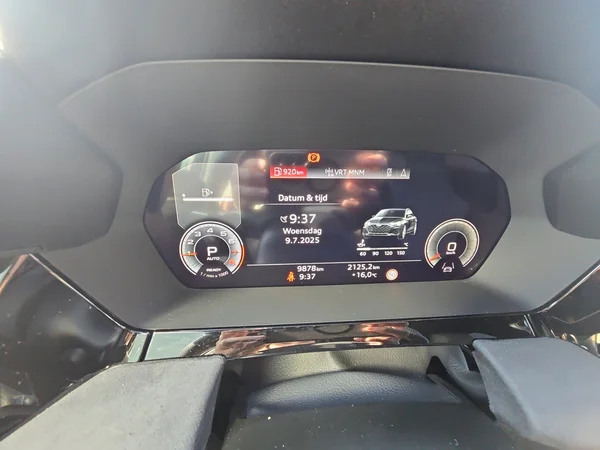 AUDI A3 Sedan (2025) — foto 3 van 24