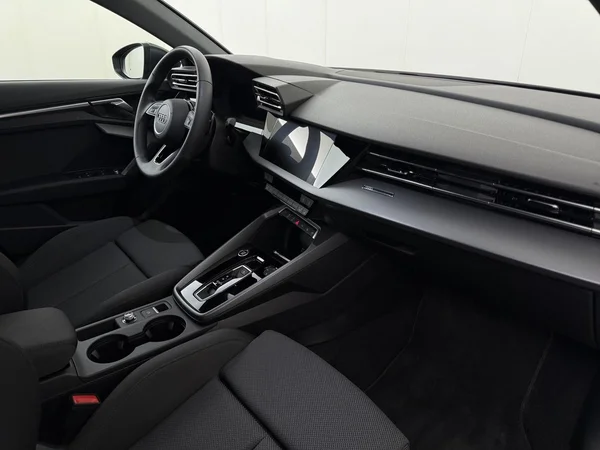 AUDI A3 Sportback (2025) — foto 10 van 18