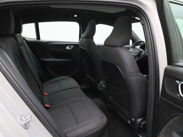 Volvo C40 (2022) — foto 33 van 44