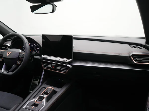 CUPRA Formentor e-Hybrid (PHEV) (2025) — foto 2 van 10