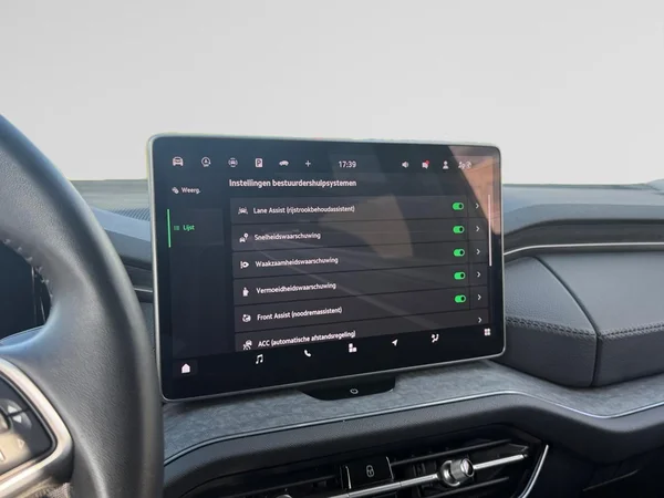 SKODA Kodiaq (2024) — foto 9 van 22