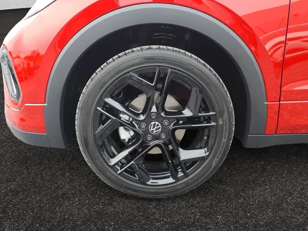 VOLKSWAGEN T-Cross (2026) — foto 4 van 12