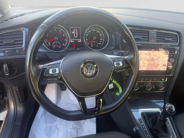 VOLKSWAGEN Golf VII (2017) — foto 4 van 21