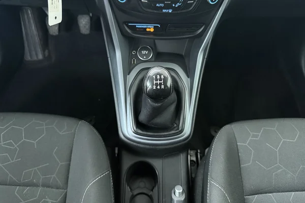 Ford B-max (2017) — foto 4 van 22