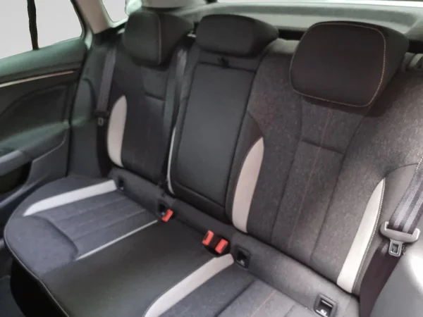 SKODA Kamiq (2026) — foto 8 van 17