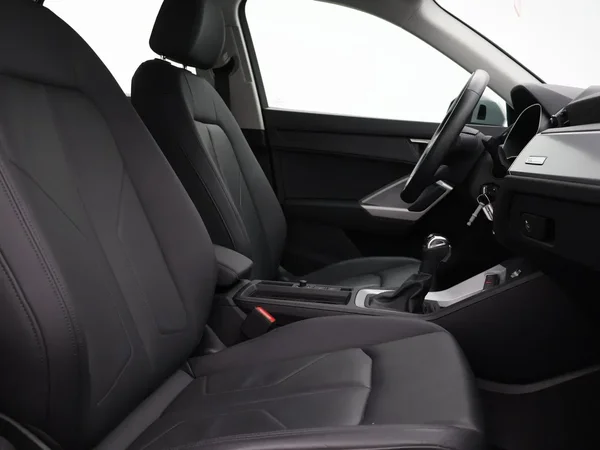 Audi Q3 (2022) — foto 25 van 27