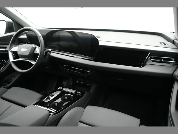 AUDI Q6 Sportback e-tron (2025) — foto 2 van 32