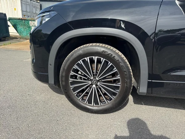 VOLKSWAGEN Tayron (2025) — foto 16 van 24