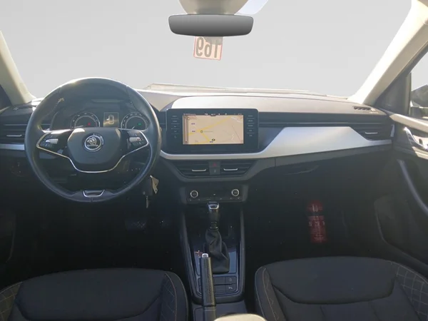 SKODA Kamiq (2021) — foto 14 van 17