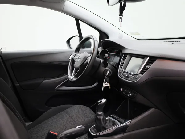 Opel Crossland X (2020) — foto 26 van 37