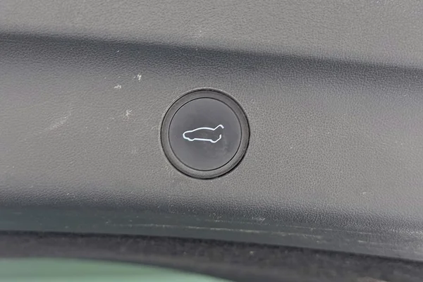 Tesla Model 3 (2023) — foto 4 van 36