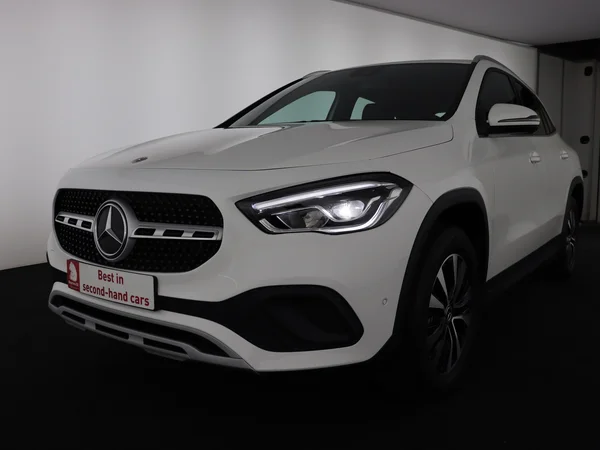 MERCEDES GLA 250 (2022) — foto 25 van 31