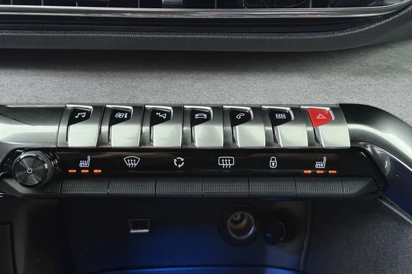 Peugeot 3008 (2024) — foto 8 van 18