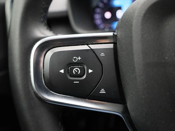 Volvo XC40 (2023) — foto 10 van 39