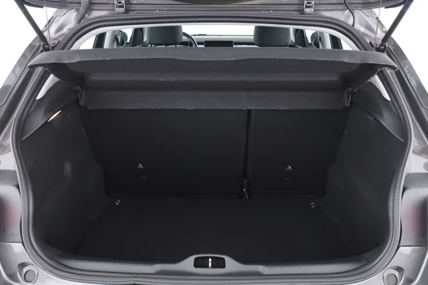 Citroen C4 (2019) — foto 8 van 16
