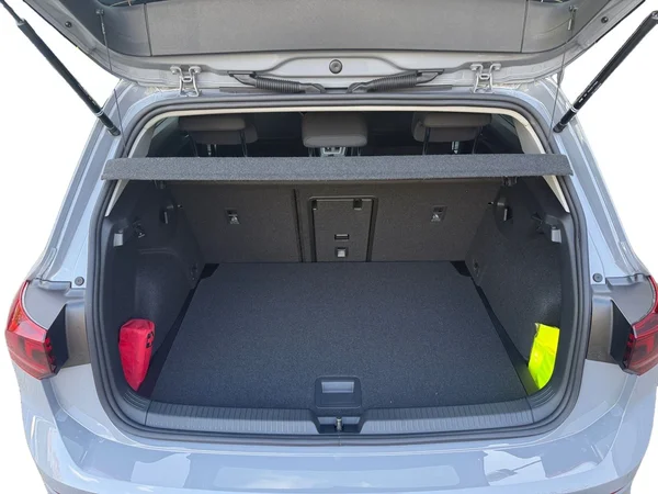 VOLKSWAGEN Golf VIII (2026) — foto 6 van 16