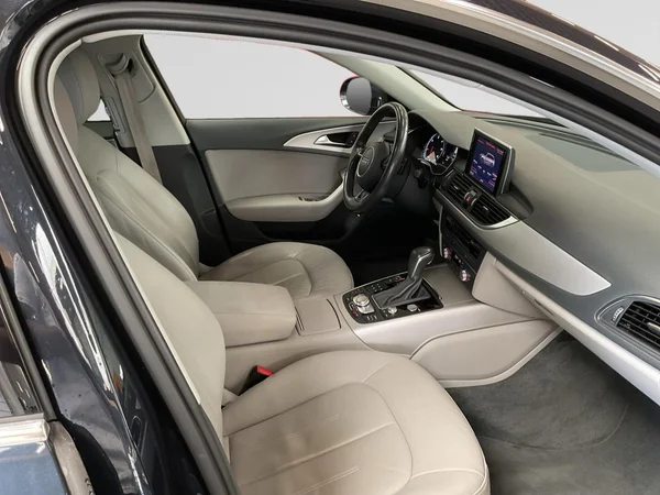 AUDI A6 Avant Dsl (2018) — foto 8 van 23