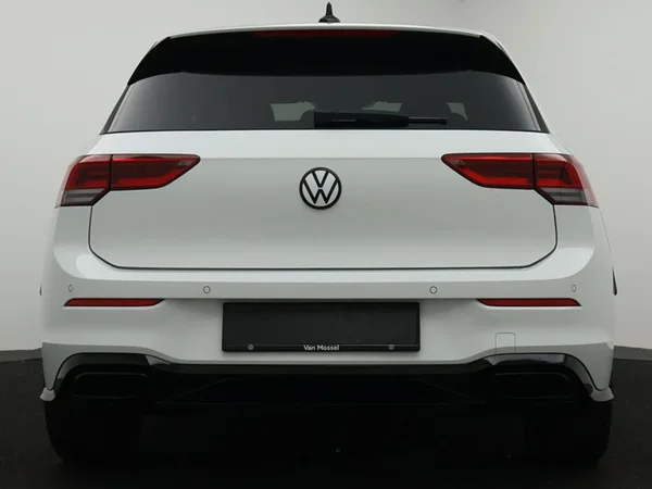 Volkswagen Golf (2024) — foto 4 van 22