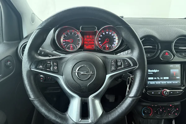 Opel Adam (2019) — foto 2 van 26
