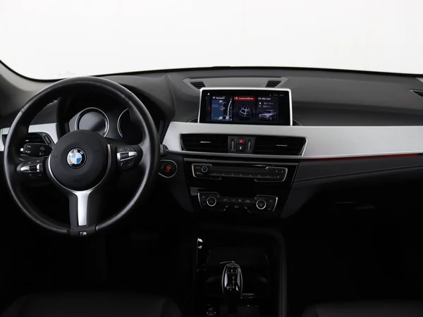 BMW X1 (2021) — foto 31 van 31