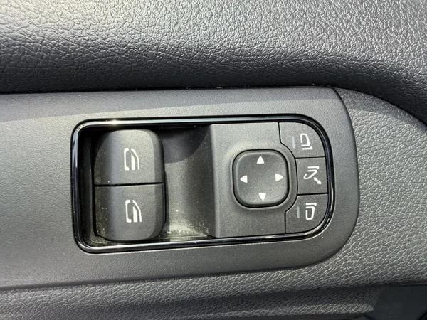 Mercedes-Benz Sprinter (2025) — foto 15 van 16