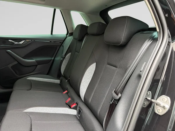 SKODA Kamiq (2026) — foto 9 van 14