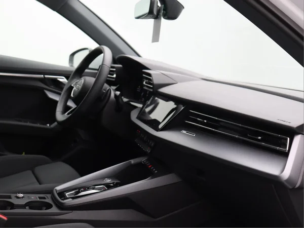 AUDI A3 Sportback (2025) — foto 16 van 21
